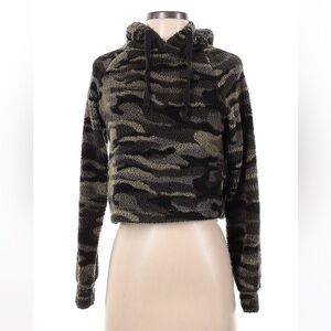 Hippie Love size small camo sweatshirt